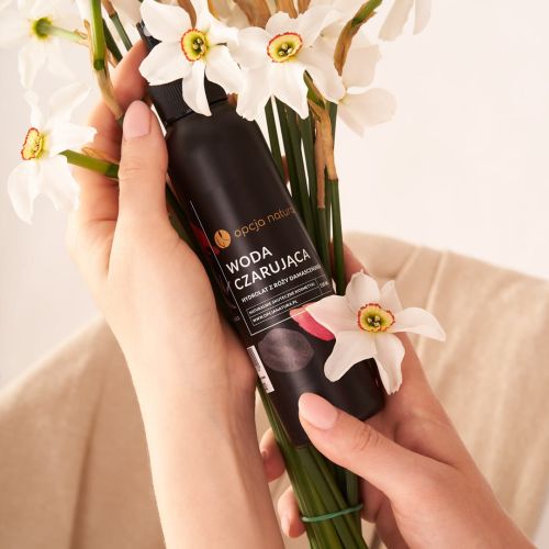 Woda Czarująca - Hydrolat z kwiatów Róży